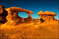 Canyon De Chelly at night